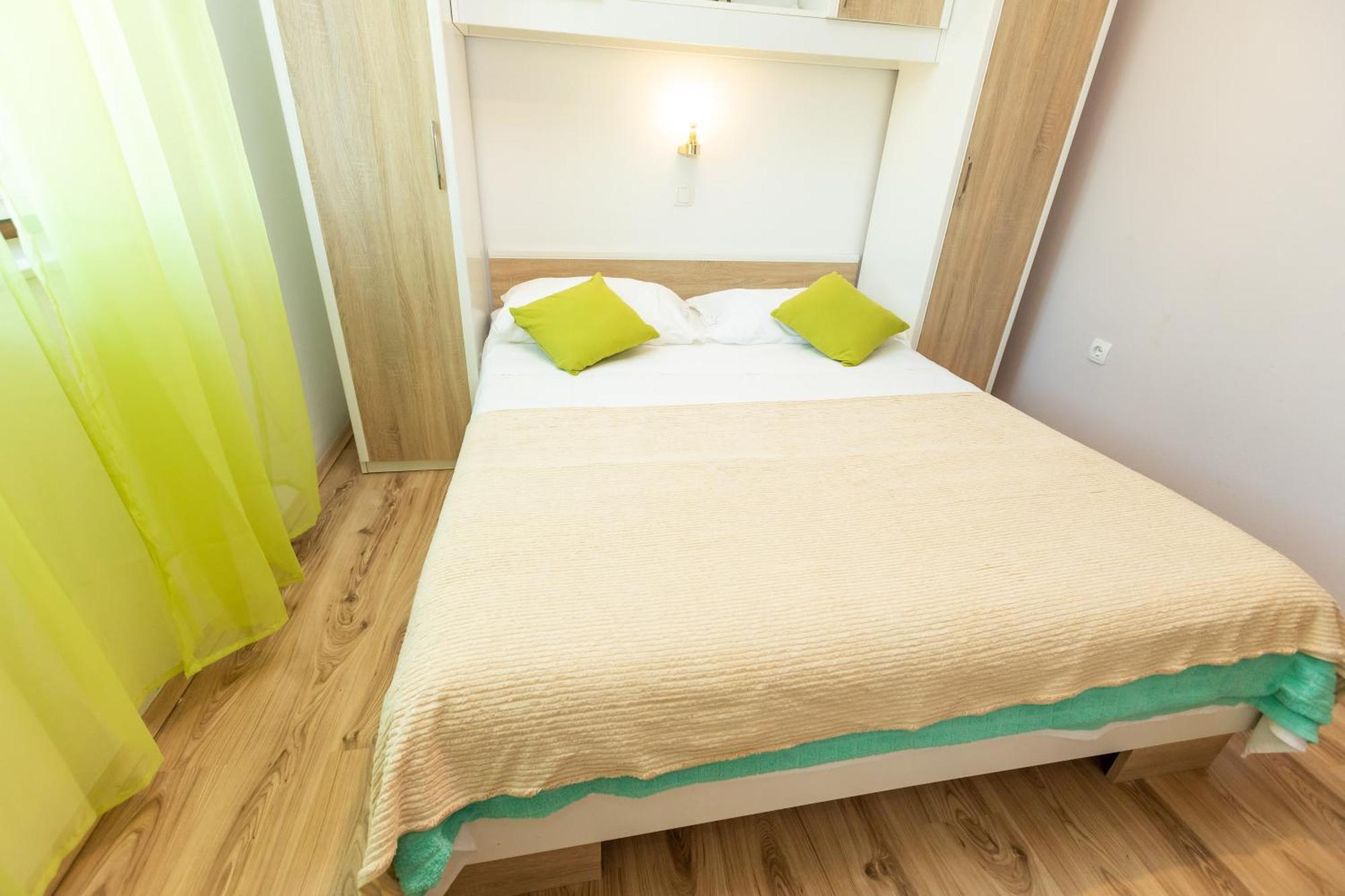 Luka  Apartment Vesna מראה חיצוני תמונה