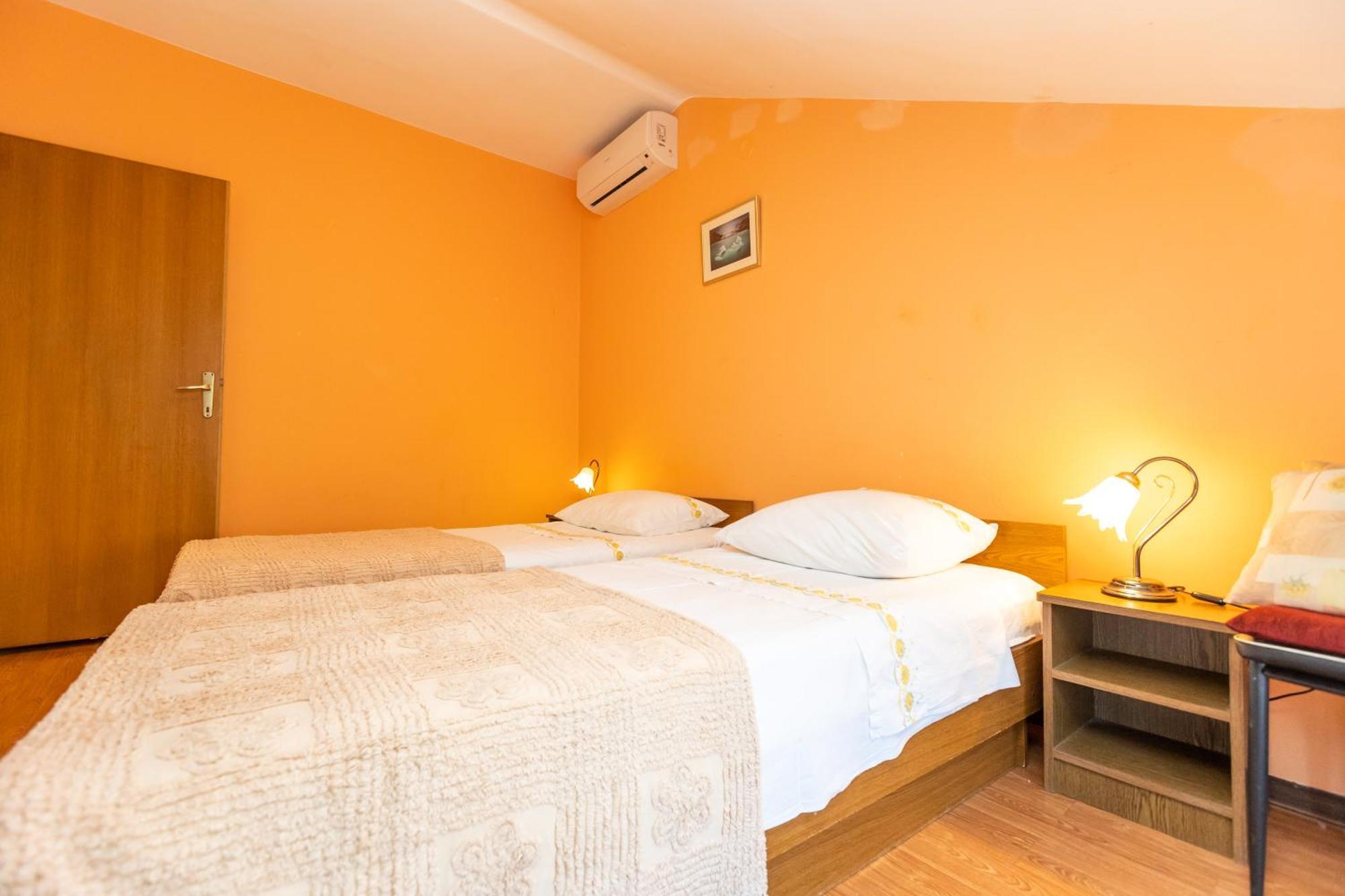 Luka  Apartment Vesna מראה חיצוני תמונה
