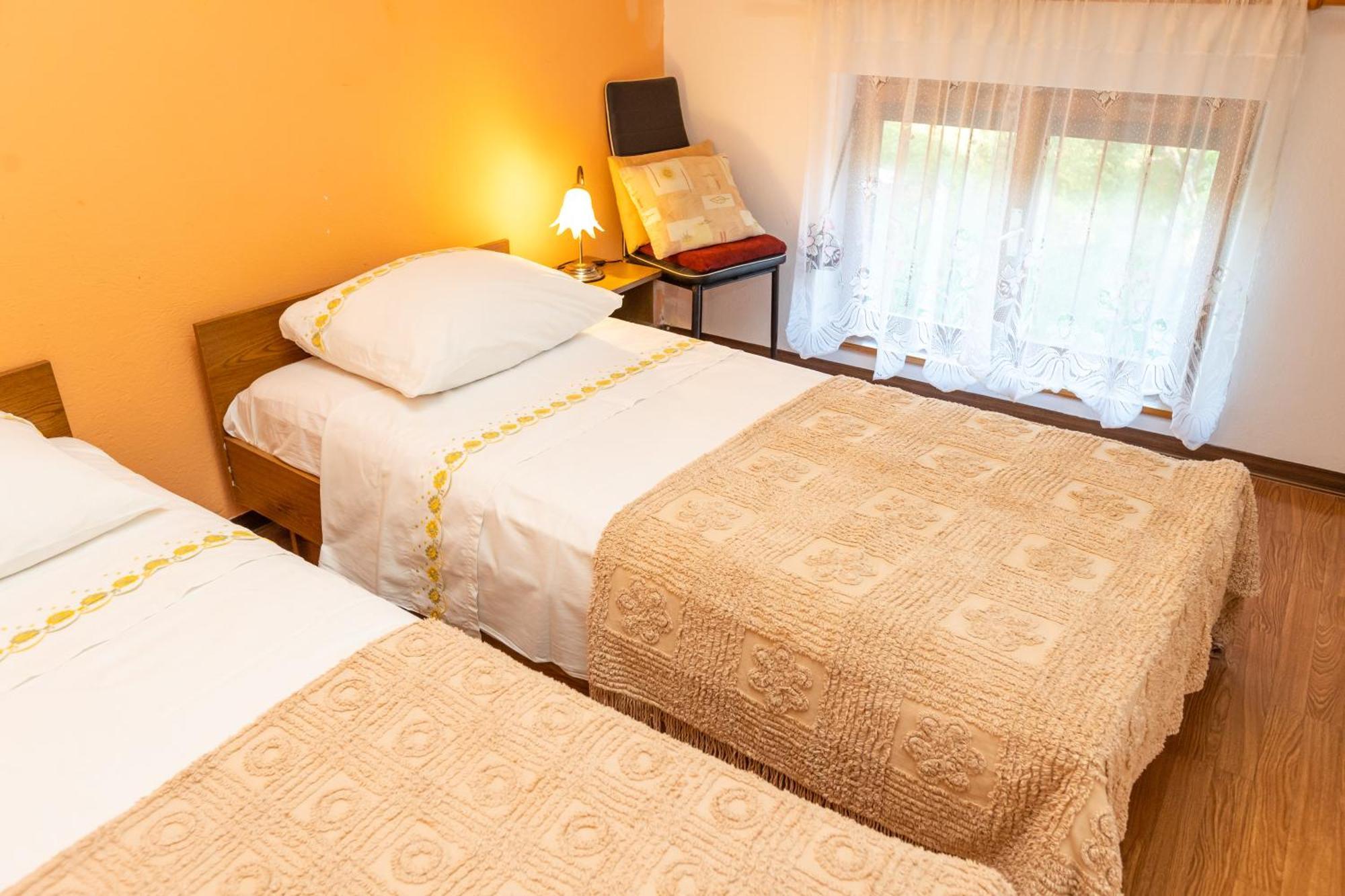 Luka  Apartment Vesna מראה חיצוני תמונה
