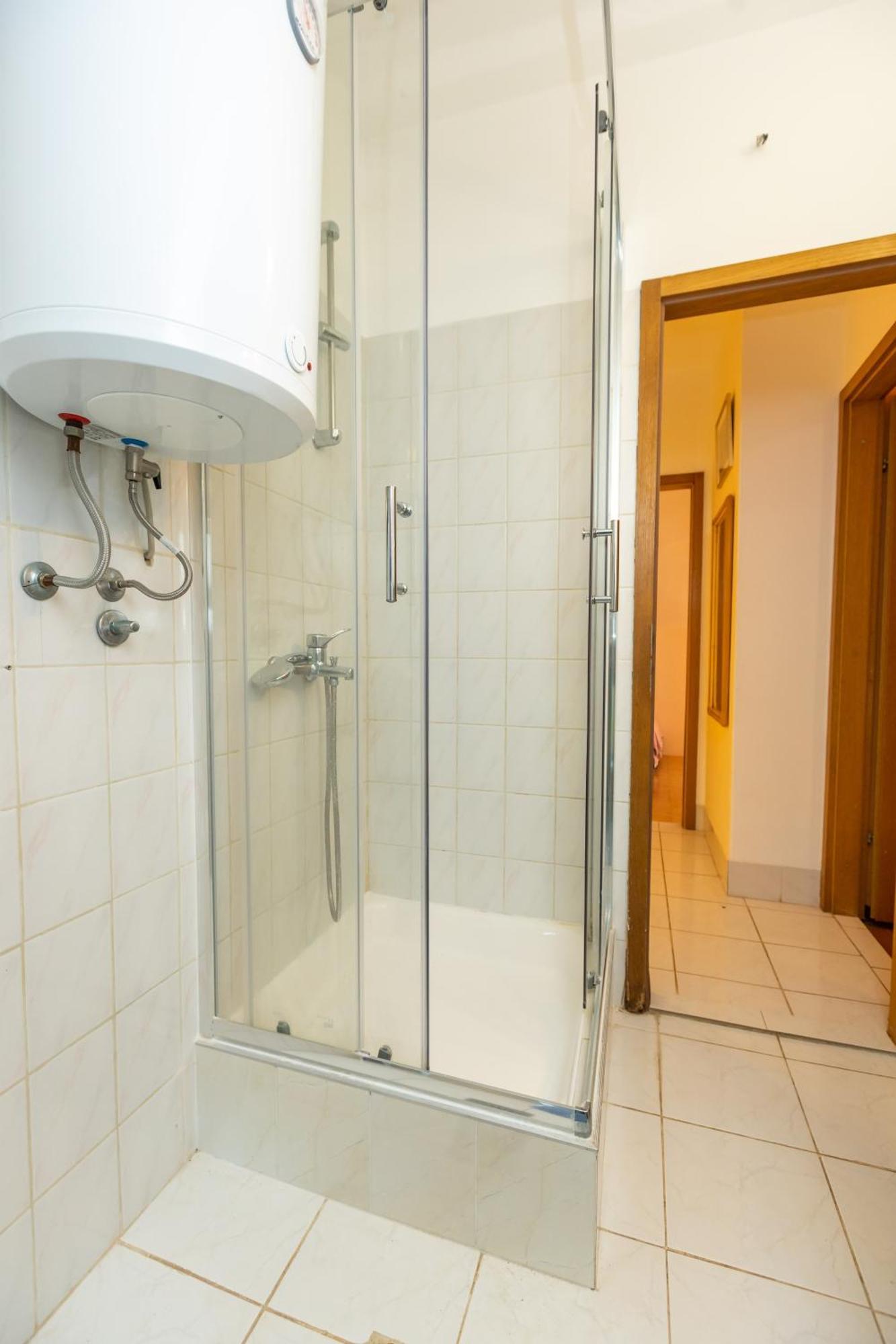 Luka  Apartment Vesna מראה חיצוני תמונה